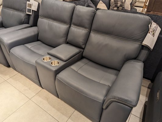 FURNITURE CONNECTION - Updated May 2024 - 29 Photos & 19 Reviews - 4601