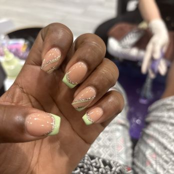 Spa & Nails - Nina on the nails - Nail Salons Near Me - Oak Forest, Illinois Spa & Nails - Nina on the nails - Nail Salons Near Me - Oak Forest, Illinois