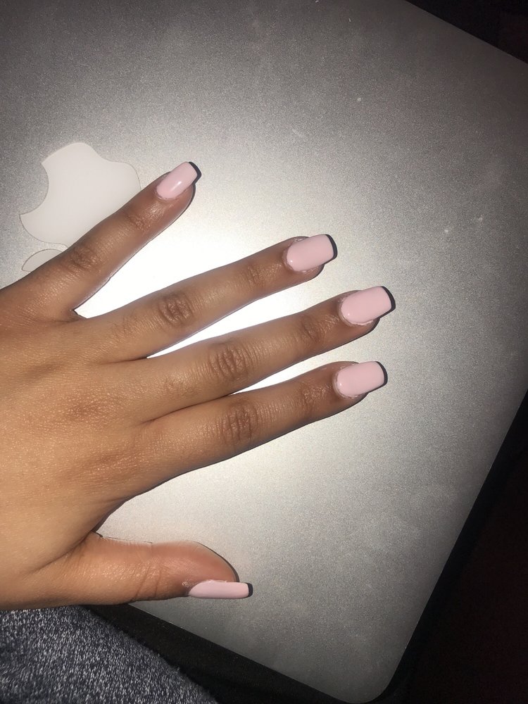 CHRISTINA NAILS Updated September 2024 3220 Eglinton Avenue E