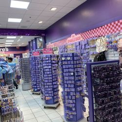 Claire's