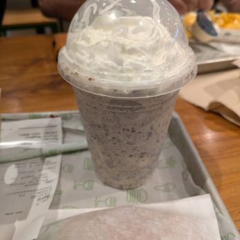 Shake Shack Ladue Crossing - Cookies and Cream Shake - Burgers Near Me - Saint Louis, Missouri Shake Shack Ladue Crossing - Cookies and Cream Shake - Burgers Near Me - Saint Louis, Missouri