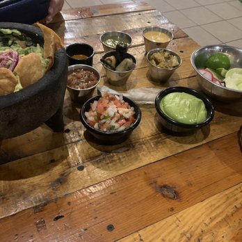 Los de Abajo - Guacamole dip. Array of salsas for your meal of choice. We had tacos and vampiros. Amazing - Tacos Near Me - Cabo San Lucas, BCS Los de Abajo - Guacamole dip. Array of salsas for your meal of choice. We had tacos and vampiros. Amazing - Tacos Near Me - Cabo San Lucas, BCS