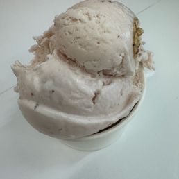 Medium scoop.