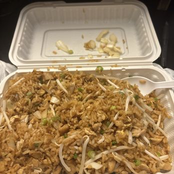 Hon Kee BBQ & Seafood - Chicken fried rice. - Barbeque Near Me - Chicago, Illinois Hon Kee BBQ & Seafood - Chicken fried rice. - Barbeque Near Me - Chicago, Illinois