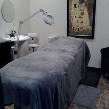 Colour Me Salon & Spa - Facial room - Hair Salons Near Me - Camarillo, California Colour Me Salon & Spa - Facial room - Hair Salons Near Me - Camarillo, California