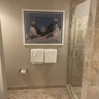 Harborside Hotel, Spa & Marina - Bathroom - very spacious - Italian Near Me - Bar Harbor, Maine Harborside Hotel, Spa & Marina - Bathroom - very spacious - Italian Near Me - Bar Harbor, Maine