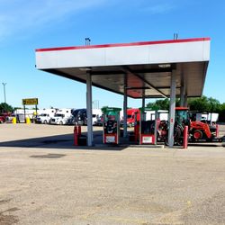 Truckers Inn Truckstop - Fuel Pumps