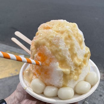 Lahaina Shave Ice - Small dreamsicle with mochi balls - Desserts Near Me - Honolulu, Hawaii Lahaina Shave Ice - Small dreamsicle with mochi balls - Desserts Near Me - Honolulu, Hawaii
