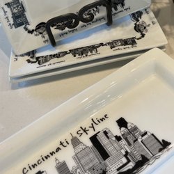 Fleurish Home - Cincinnati skyline and iconic buildings dishes