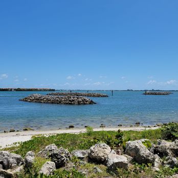 Indian River Veterans Memorial Park - Veterans Memorial Park in Fort Pierce. - Parks Near Me - Fort Pierce, Florida Indian River Veterans Memorial Park - Veterans Memorial Park in Fort Pierce. - Parks Near Me - Fort Pierce, Florida