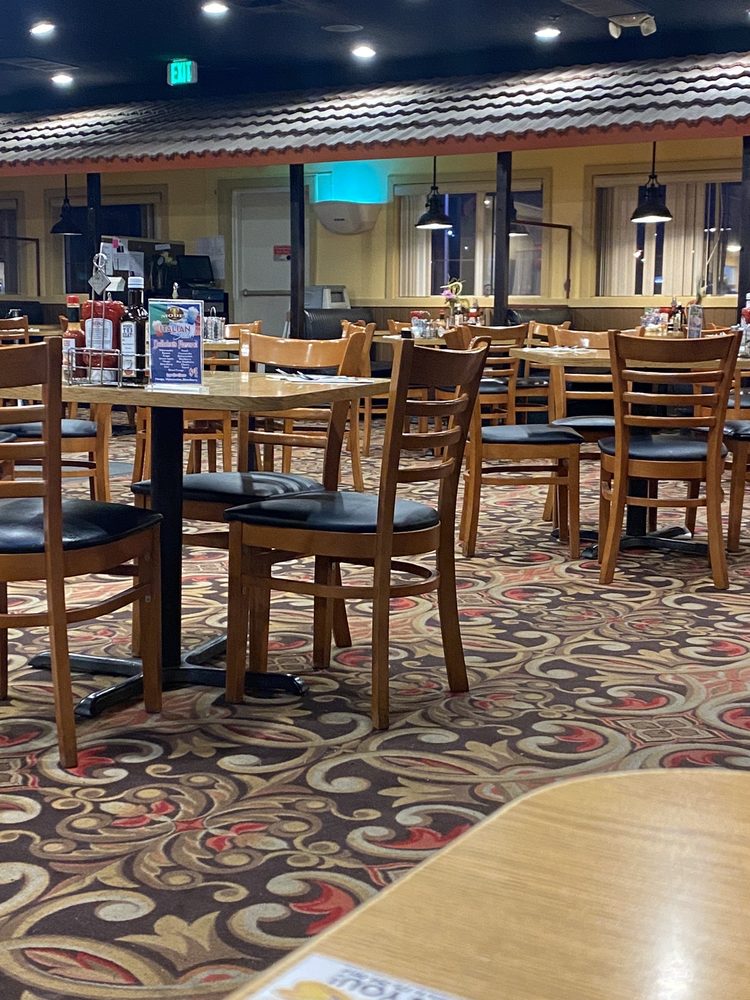 MODEL T DINER 12 Photos & 28 Reviews 1130 W Winnemucca Blvd