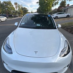 916 Auto Glass