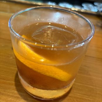Miller's Ale House - Smokey old fashion - American Near Me - Kissimmee, Florida