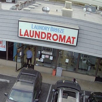 Laundry Breeze - Laundromat Near Me - Los Angeles, California Laundry Breeze - Laundromat Near Me - Los Angeles, California