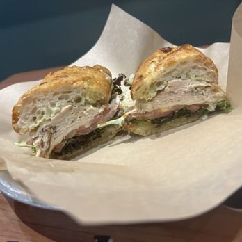 Cali Ray’s Sourdough Deli - Grilled Chicken Caprese - Soup Near Me - Oceanside, California