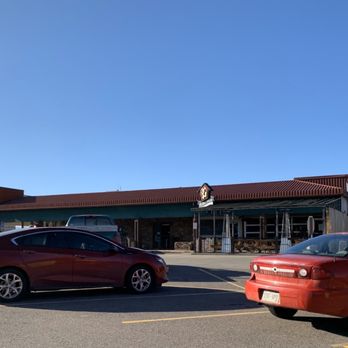 Doghouse Tavern - This olace is at the END of the complex. Drive past GoodWill and turn around the end of the shops - Pubs Near Me - Denver, Colorado