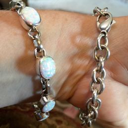 Opel bracelet