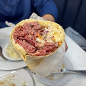Neptune Diner - New Yorker Wrap - Diners Near Me - Syosset, New York
