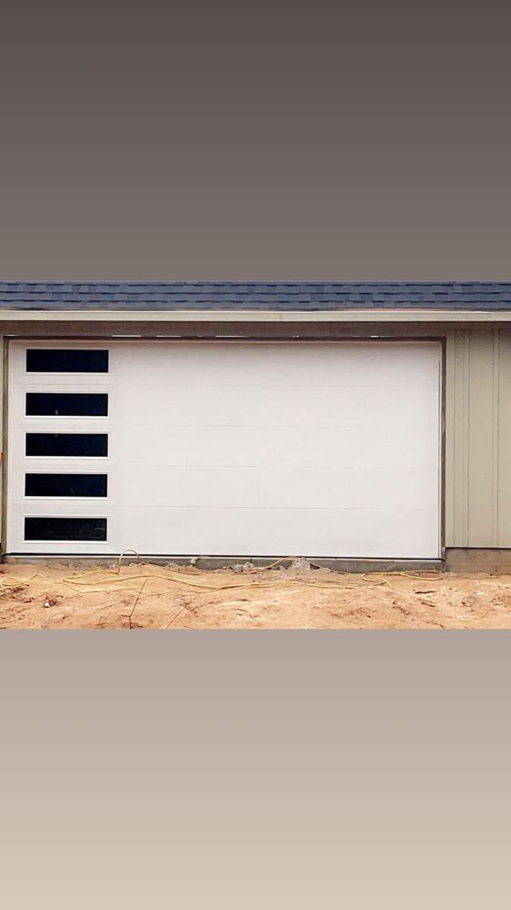 Omar's Garage Door - Garage Door Contractor in Magnolia, TX