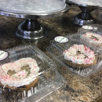 Star Cakes - Bakeries Near Me - Springfield, Missouri