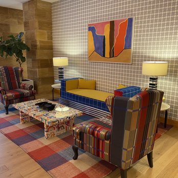 Graduate by Hilton Cincinnati - Hotels Near Me - Cincinnati, Ohio Graduate by Hilton Cincinnati - Hotels Near Me - Cincinnati, Ohio