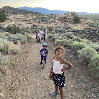 Sierra Vista Park - Parks Near Me - Reno, Nevada