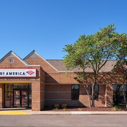 Bank of America Financial Center - Storefront