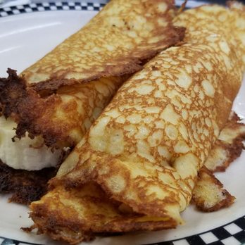 Lincoln's P&G Diner - Banana Walnut Hotcakes - Breakfast & Brunch Near Me - Pittsburgh, Pennsylvania Lincoln's P&G Diner - Banana Walnut Hotcakes - Breakfast & Brunch Near Me - Pittsburgh, Pennsylvania