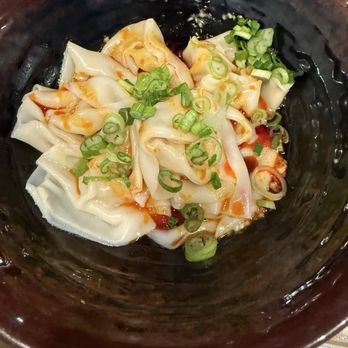 Dumpling Bar - Chicken Wonton w/Chili Sauce(8pcs) - Chinese Near Me - Encinitas, California