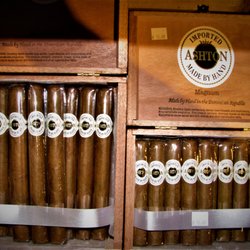 Clarendon Vapes & Cigars - Ashtons