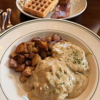 Cassidy's Cafe - Wine Bars Near Me - Ouray, Colorado