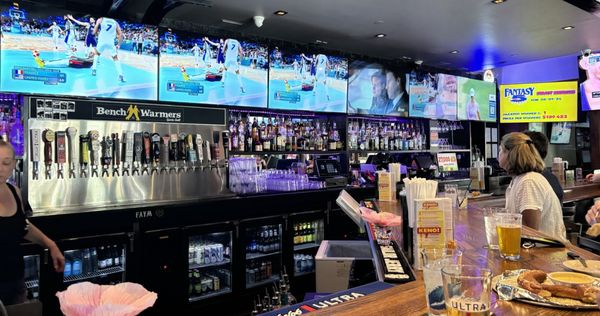 BENCH WARMERS SPORTS GRILL - Updated December 2025 - 104 Photos & 50 ...