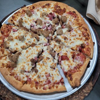 Stellian's - Small Meatlovers - Italian Near Me - Central City, Kentucky