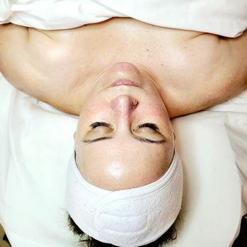NDH Skin - Post oxygen facial for optimal glow - Estheticians Near Me - San Diego, California NDH Skin - Post oxygen facial for optimal glow - Estheticians Near Me - San Diego, California