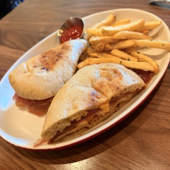 North Italia - Chicken Parmesan Chicken Sandwich, Fries - Italian Near Me - Walnut Creek, California North Italia - Chicken Parmesan Chicken Sandwich, Fries - Italian Near Me - Walnut Creek, California