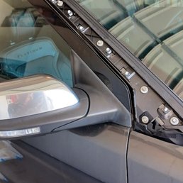 Side of Windshields Trim Side of Windshields Trim