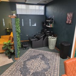 The Velvet Sage Room - Relaxing Hair salon