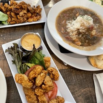 Streetcar Cafe - Breakfast & Brunch Near Me - New Orleans, Louisiana Streetcar Cafe - Breakfast & Brunch Near Me - New Orleans, Louisiana