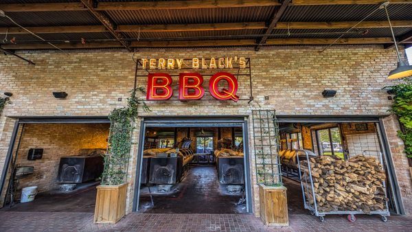 Terry Black’s Barbecue by null
