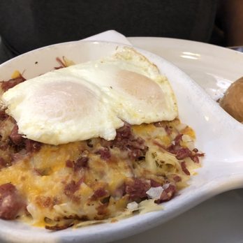 Stacks - Skillet with hash brown and onions and side of bagel - Breakfast & Brunch Near Me - Campbell, California
