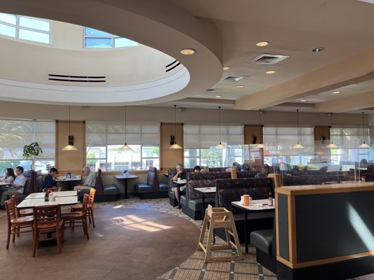 Zippy's Kahala by null