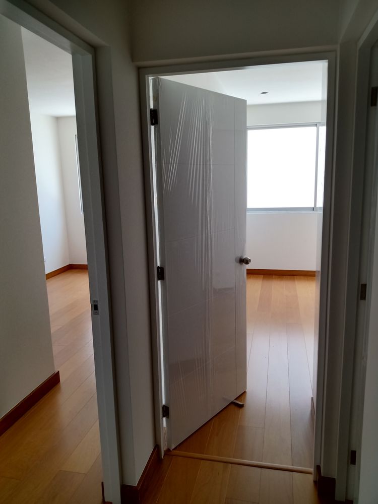 Slide of J&D Contractor