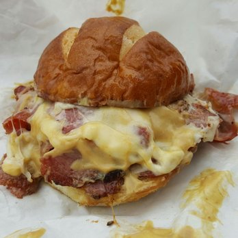 Food Fix - Porkstrami Pretzel - Food Trucks Near Me