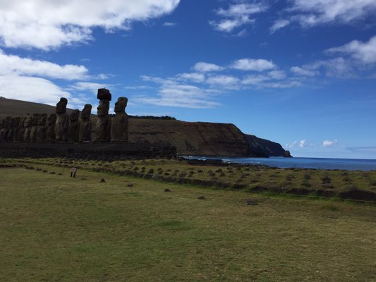 Ahu Tongariki by null
