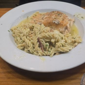 Sapore Express - Pasta and salmon - Italian Near Me - San Mateo, California Sapore Express - Pasta and salmon - Italian Near Me - San Mateo, California