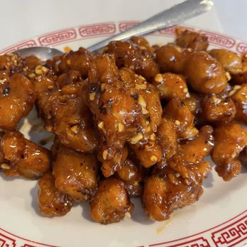 Lai Lai Restaurant - Szechuan Chicken - Chinese Near Me - Millbrae, California