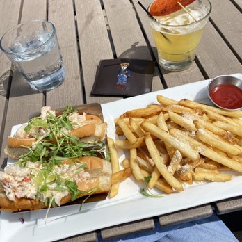 Lighthouse - New England Lobster Roll Mai tai - Breakfast & Brunch Near Me - Newport Beach, California Lighthouse - New England Lobster Roll Mai tai - Breakfast & Brunch Near Me - Newport Beach, California