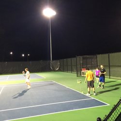 West Campus Tennis Courts - Club tennis