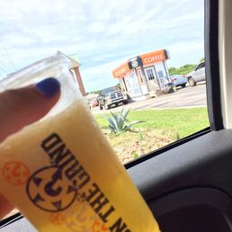 Passion fruit blended Red Bull!! Yummy :) Passion fruit blended Red Bull!! Yummy :)