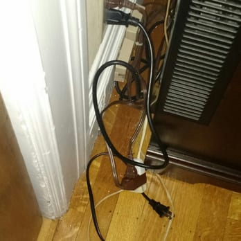 Edgewood Manor Bed & Breakfast Inn - Power cord nightmare at the inn. - Bed & Breakfast Near Me - Providence, Rhode Island
